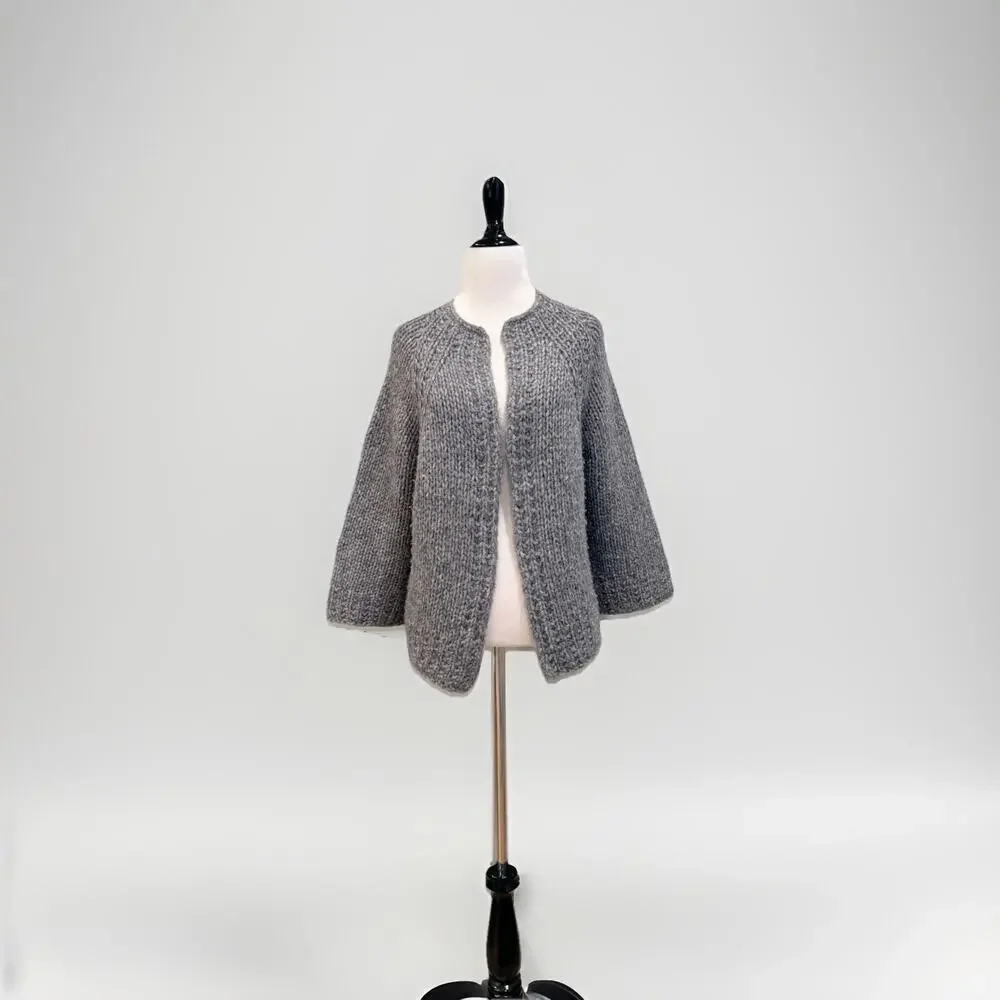 Handmade Hand Knit Chunky Cardigan Sweater Women’s M/L Gray Boxy Loose